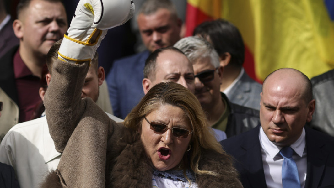 Curtea Constituțională discută contestația Dianei Sosoacă