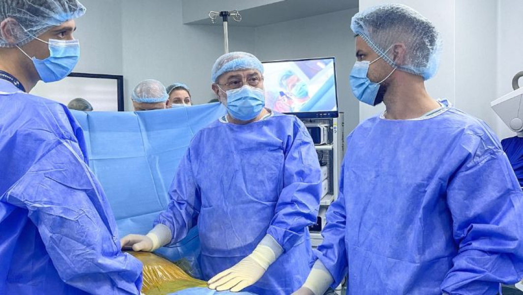Sânge vaginal între menstruații - semne grave ale cancerului de col uterin