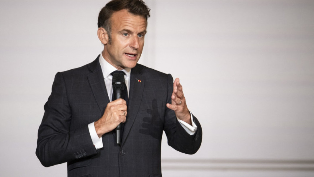 Macron critică dur miniștrii după o publicare ratată a unui raport despre Frăția Musulmană