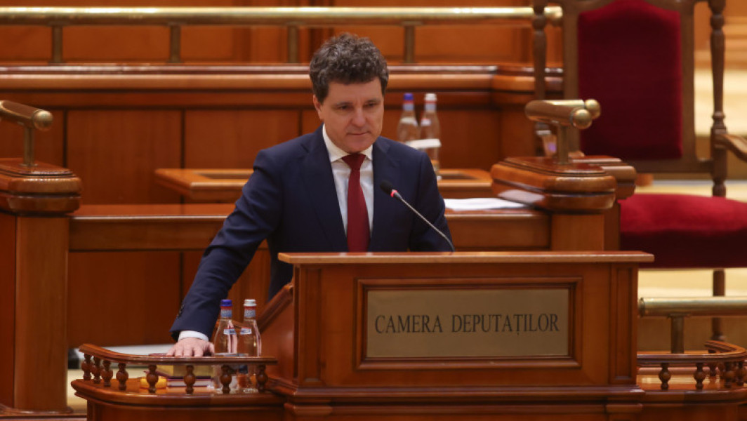 Noul președinte al României, Nicușor Dan, depune jurământul