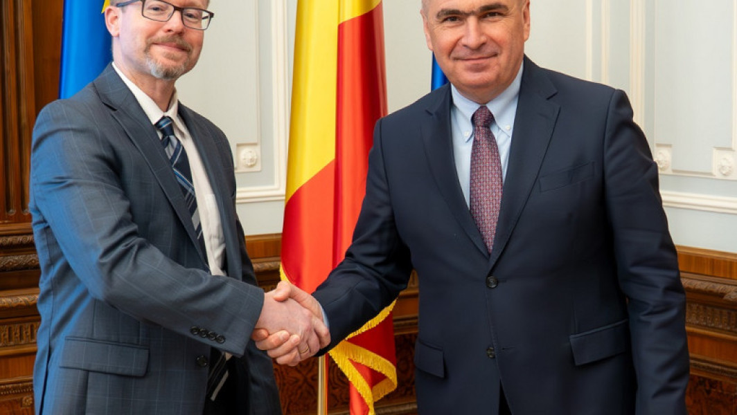 Întâlnire între Ilie Bolojan și reprezentantul Ambasadei SUA