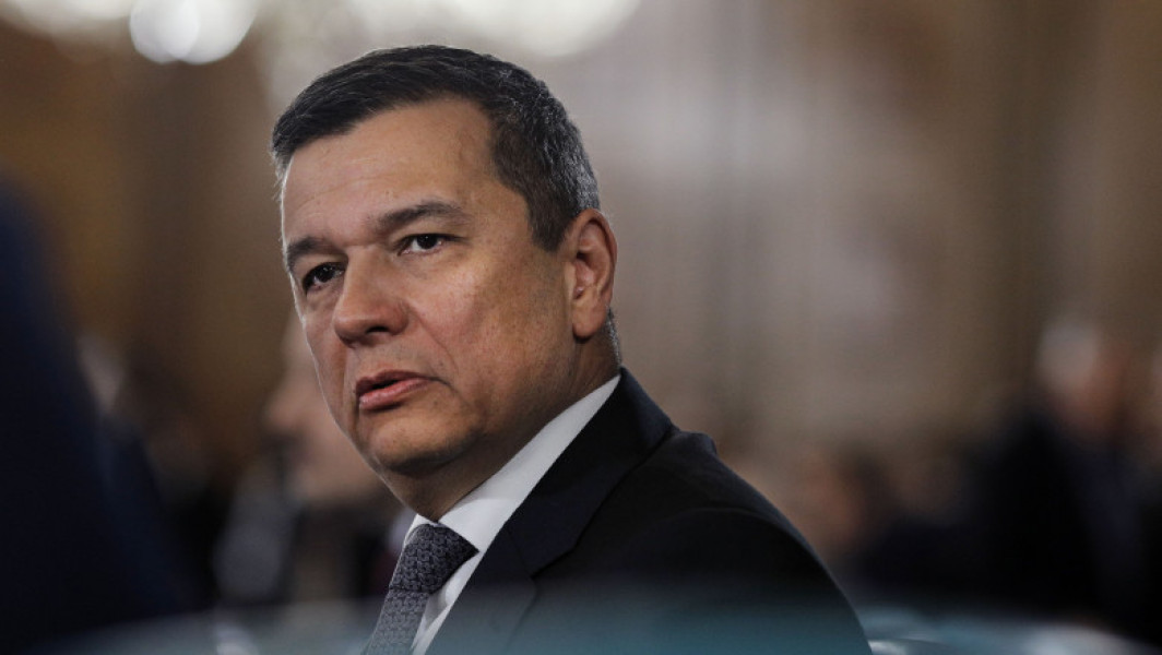 Sorin Grindeanu, președintele interimar al PSD, a declarat joi că salariul său de ministru este de aproximativ 13.000 de lei net, fiind al 180-lea salariu în cadrul Ministerului Transporturilor, potrivit digi24.ro. El consideră că este nevoie de o nouă lege a salarizării și a vorbit despre diferențele mari între salariile unor conducători din sectorul public.