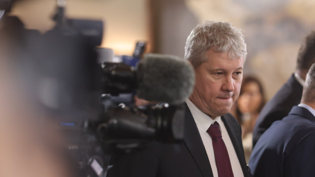 Premierul interimar Catalin Predoiu: "Cu cât mai repede, cu atât mai bine" pentru formarea guvernului