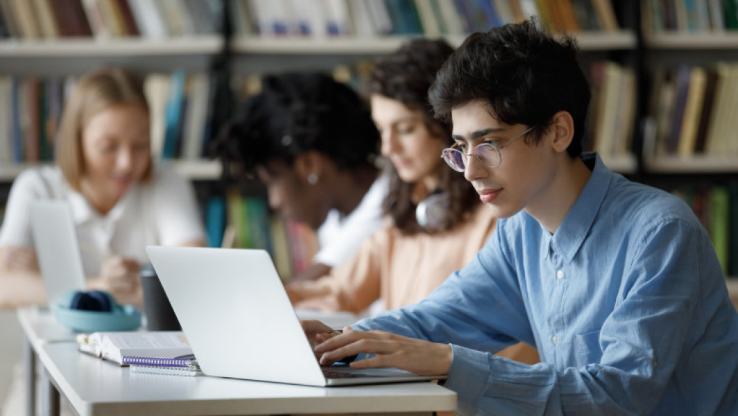 Programă pentru examenul de bacalaureat la limba și literatura română păstrată pentru 2025