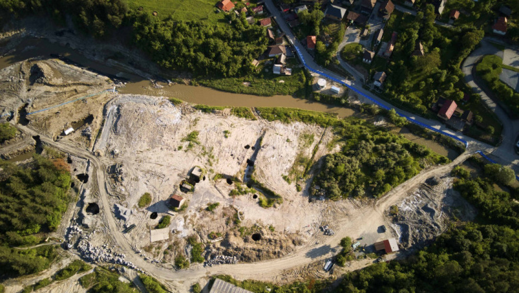 Salina Praid, în pericol de prăbușire din cauza inundațiilor, primește măsuri de salvare