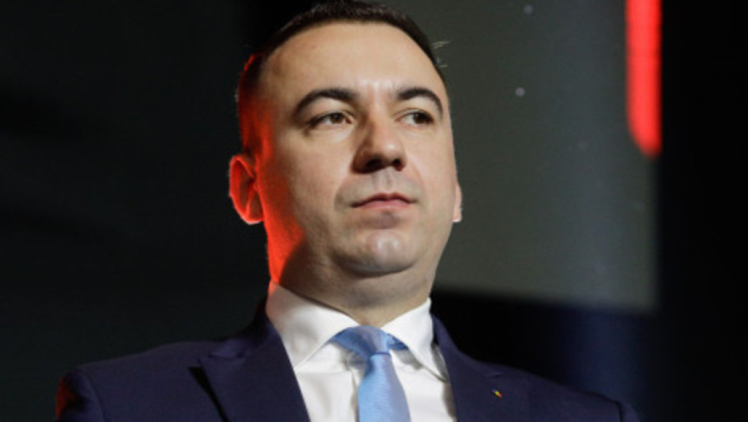 Salina Praid, în așteptarea deciziilor importante pentru stabilizarea situației, este în centrul atenției autorităților. Potrivit digi24.ro, ministrul Economiei, Bogdan Ivan, a declarat că experții internaționali veniți la Praid au colectat deja un prim set de date, care urmează să fie analizate în zilele următoare. Săptămâna viitoare, se vor lua primele decizii pentru salvarea minei și pentru reluarea activităților.