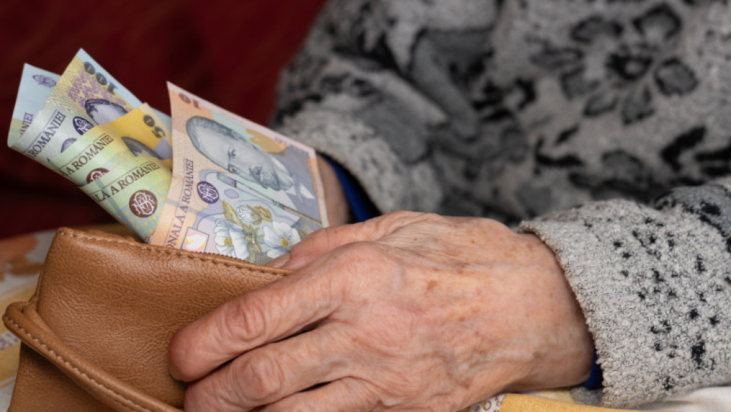 creștere a pensiei medii și a celor de asigurări sociale de stat în primul trimestru din 2025