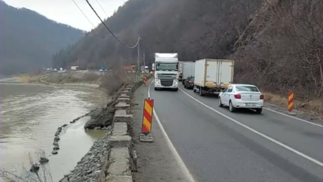 Restricții de circulație pe Valea Oltului din cauza lucrărilor de consolidare și reabilitare