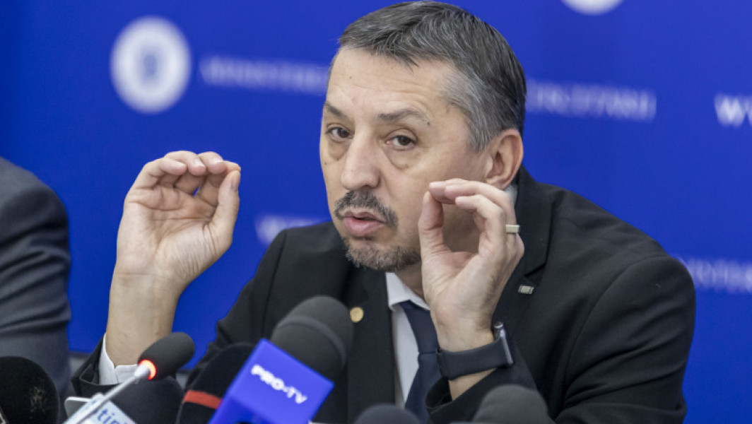 planurile-cadrul pentru liceu vor fi urmate de o revizuire a programelelor și conținuturilor