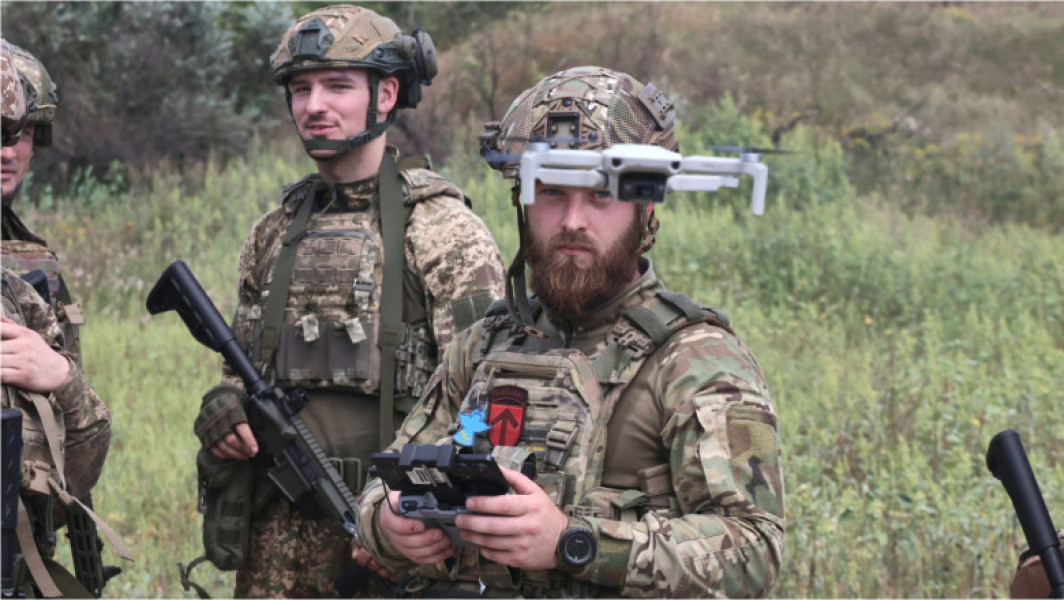 Fundațiile de crowdfunding din Ucraina sprijină unitățile de elită cu drone