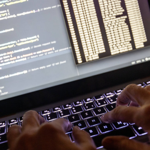 MAI anunță blocarea unui site fals al cărții electronice de identitate