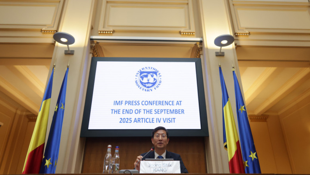 Inflația rămâne ridicată; FMI estimează creștere fragilă în 2025–2026